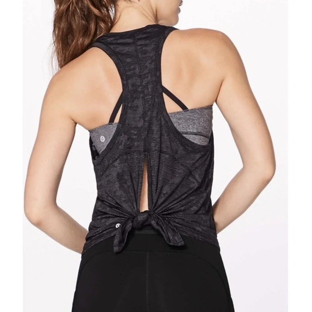 NEW Lululemon Mile Ahead‎ Tank Black Camouflage SIZE 10 Sports Running Outdoor